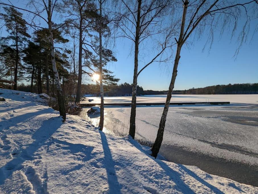 Beautiful And Cosy House Near The Lake Olofström Екстериор снимка